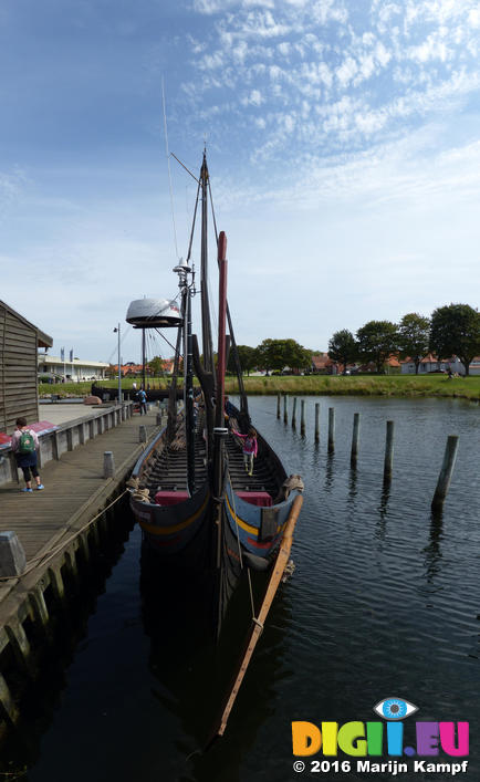 FZ032481-6 Longship reconstruction